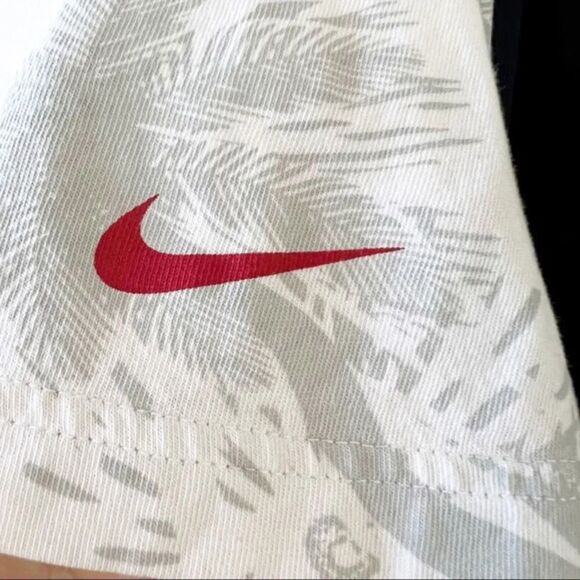 Lebron James Nike Colorblock Tee Miami Heat #6 Size XXL Rare NBA T-shirt Bball - Picture 6 of 8